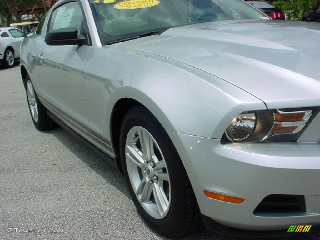 2010 Mustang V6 Premium Coupe - Brilliant Silver Metallic / Saddle photo #2
