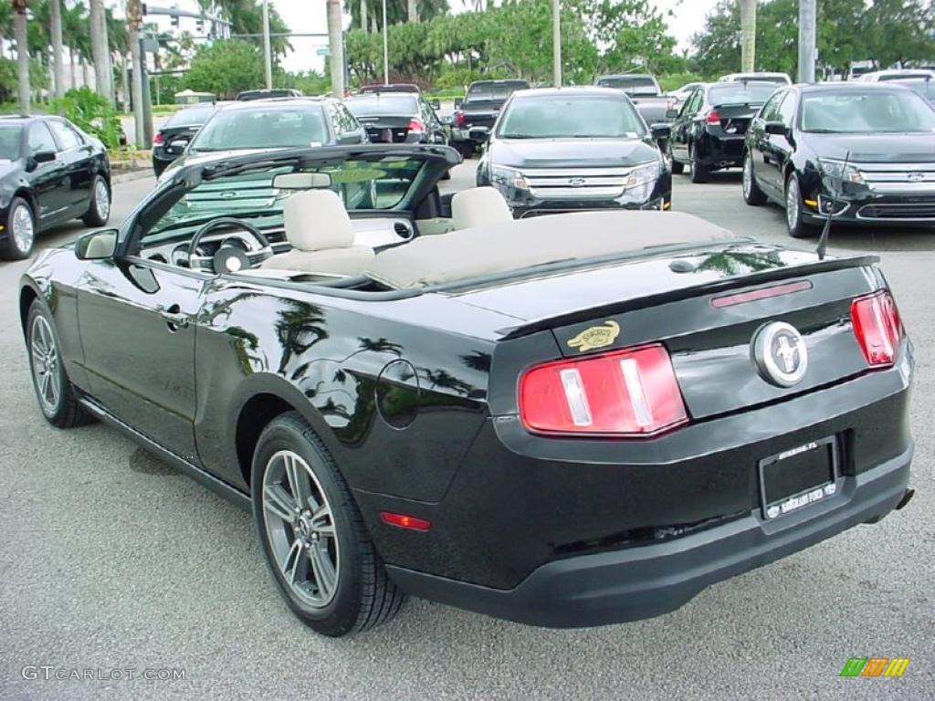 2010 Mustang V6 Premium Convertible - Black / Saddle photo #9