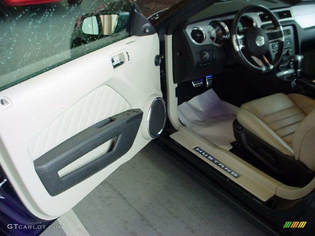 2010 Mustang V6 Premium Convertible - Black / Saddle photo #12