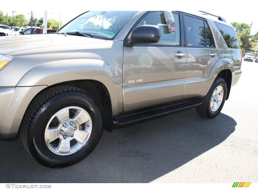2007 4Runner SR5 4x4 - Driftwood Pearl / Taupe photo #31