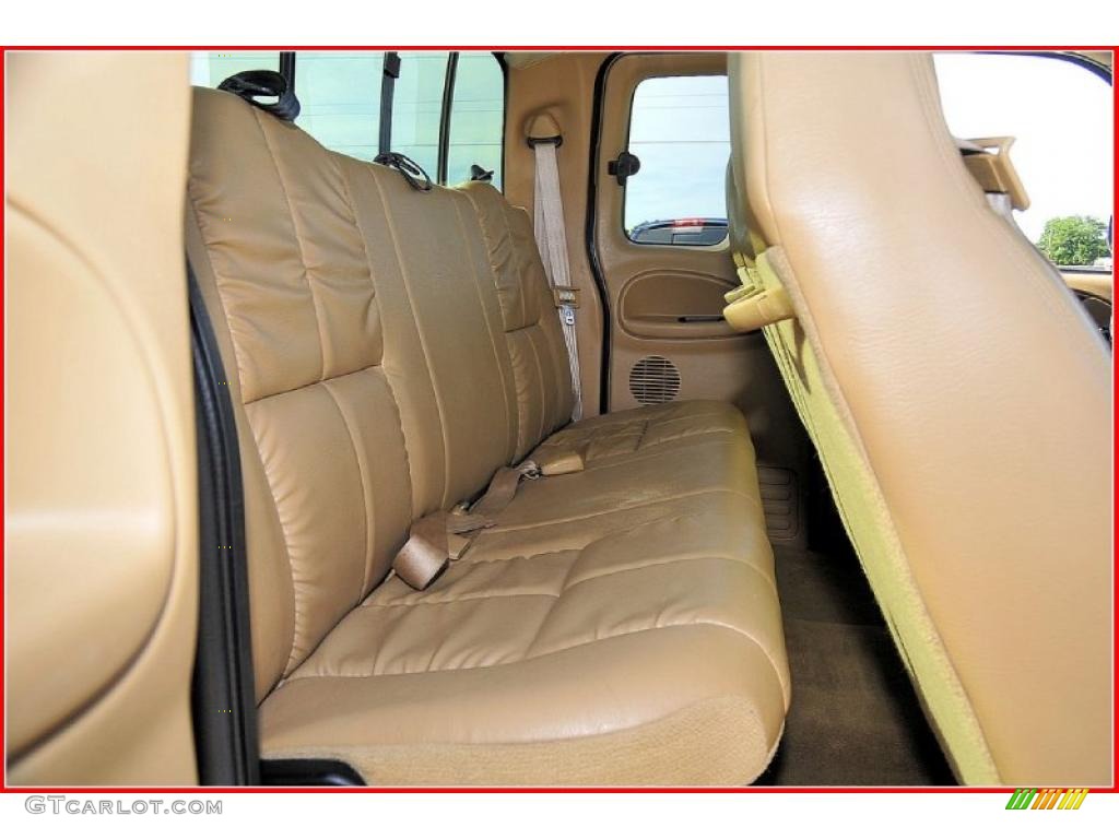 2002 Ram 3500 SLT Quad Cab 4x4 Dually - Patriot Blue Metallic / Camel/Tan photo #18