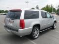 Silver Lining - Escalade ESV Platinum AWD Photo No. 4