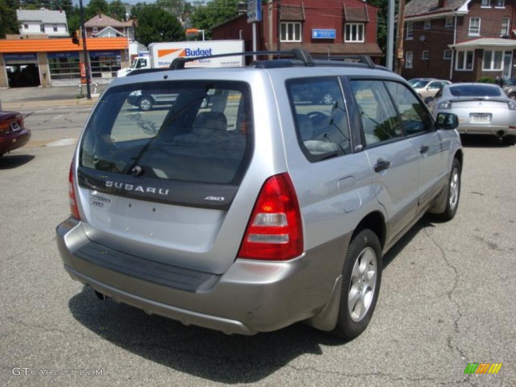 2004 Forester 2.5 XS - Platinum Silver Metallic / Gray photo #4