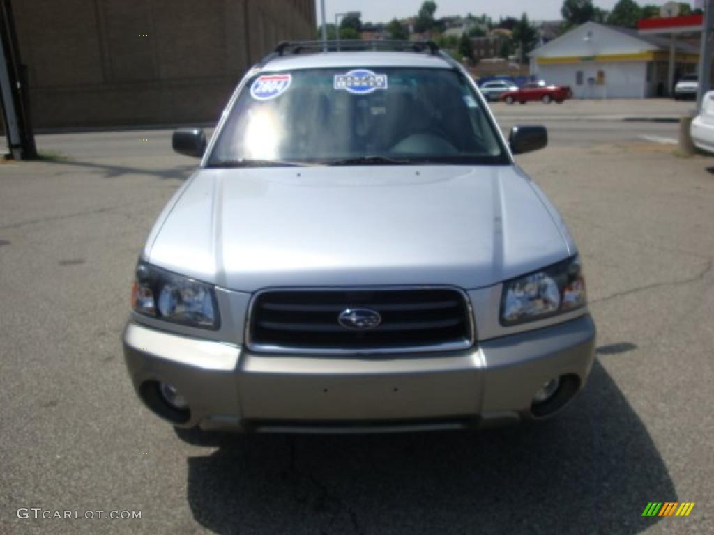2004 Forester 2.5 XS - Platinum Silver Metallic / Gray photo #6