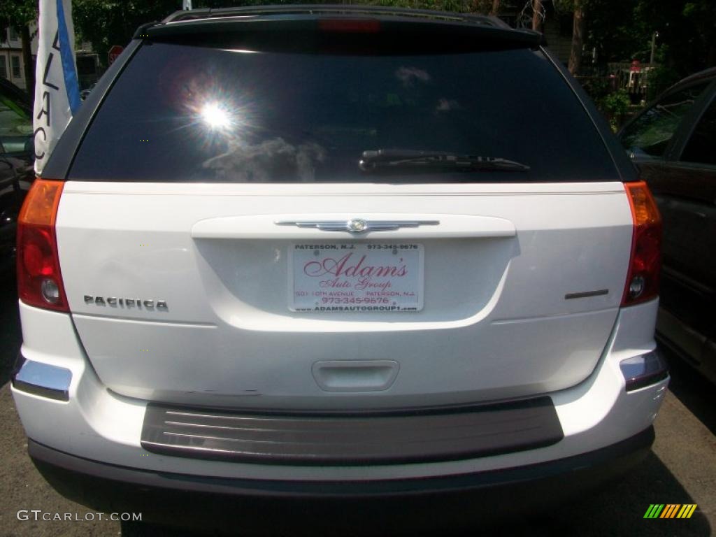 2004 Pacifica AWD - Stone White / Light Taupe photo #6