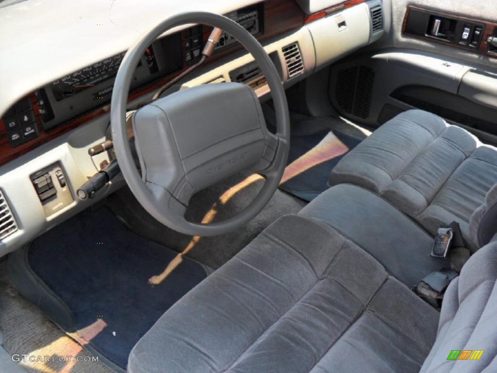 1991 Caprice Classic Sedan - White / Gray photo #24