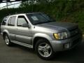 2001 Titanium Metallic Infiniti QX4 4x4  photo #7