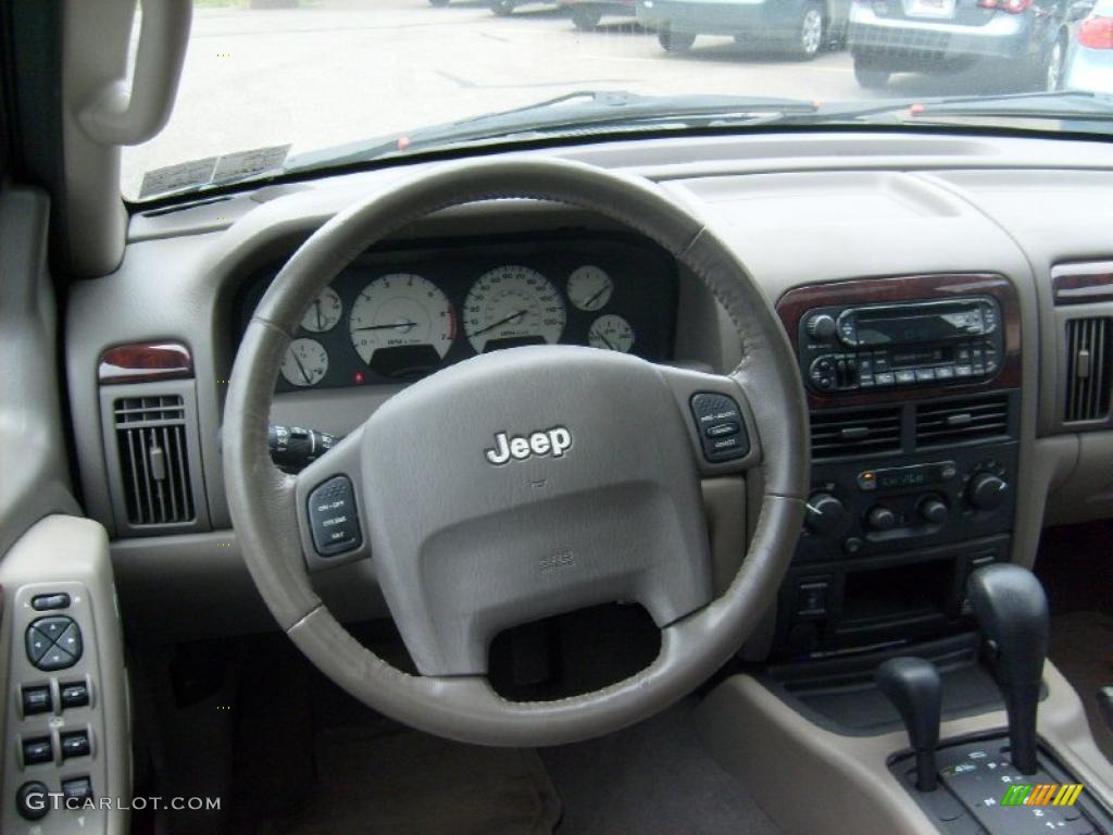 2004 Grand Cherokee Limited 4x4 - Midnight Blue Pearl / Taupe photo #16