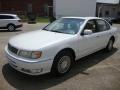 2001 Aspen White Pearl Infiniti I 30 Touring Sedan  photo #2