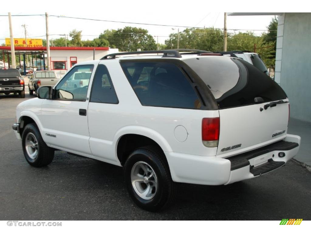2001 Blazer LS - Summit White / Medium Gray photo #4