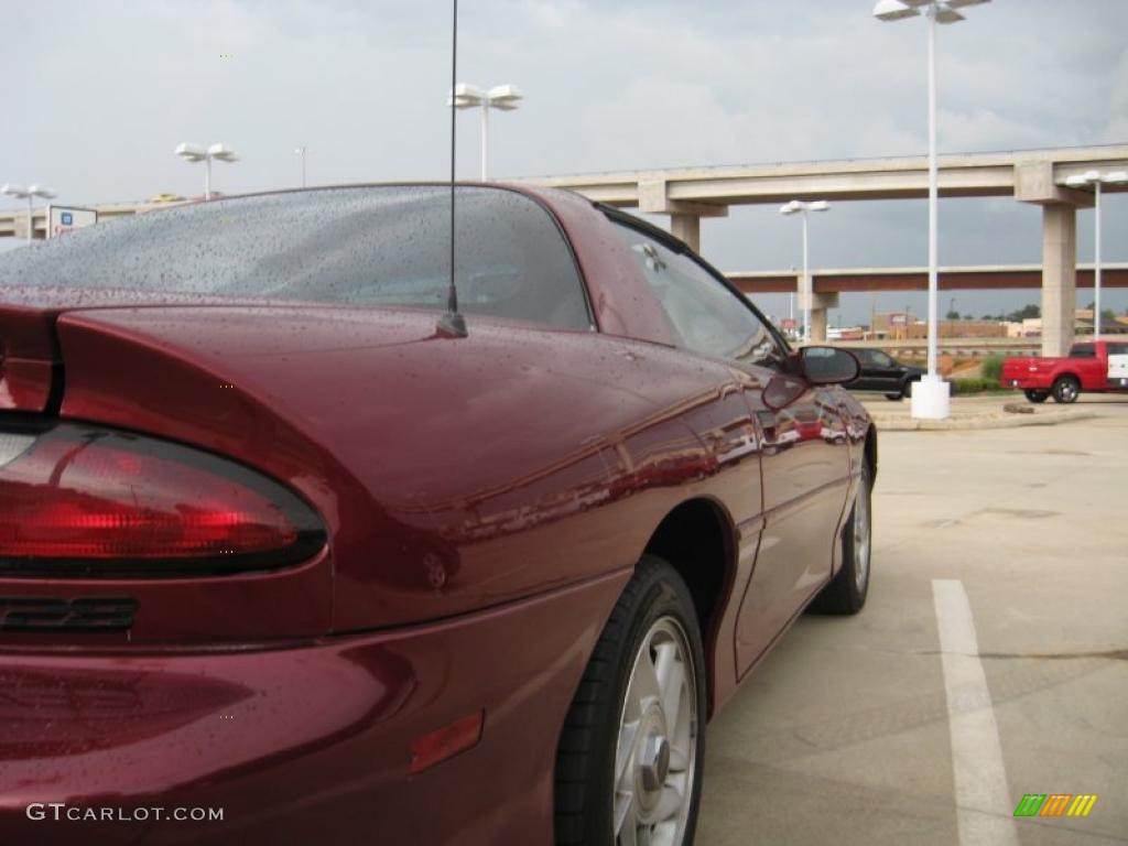 1995 Camaro Z28 Coupe - Medium Patriot Red Metallic / Dark Gray photo #7