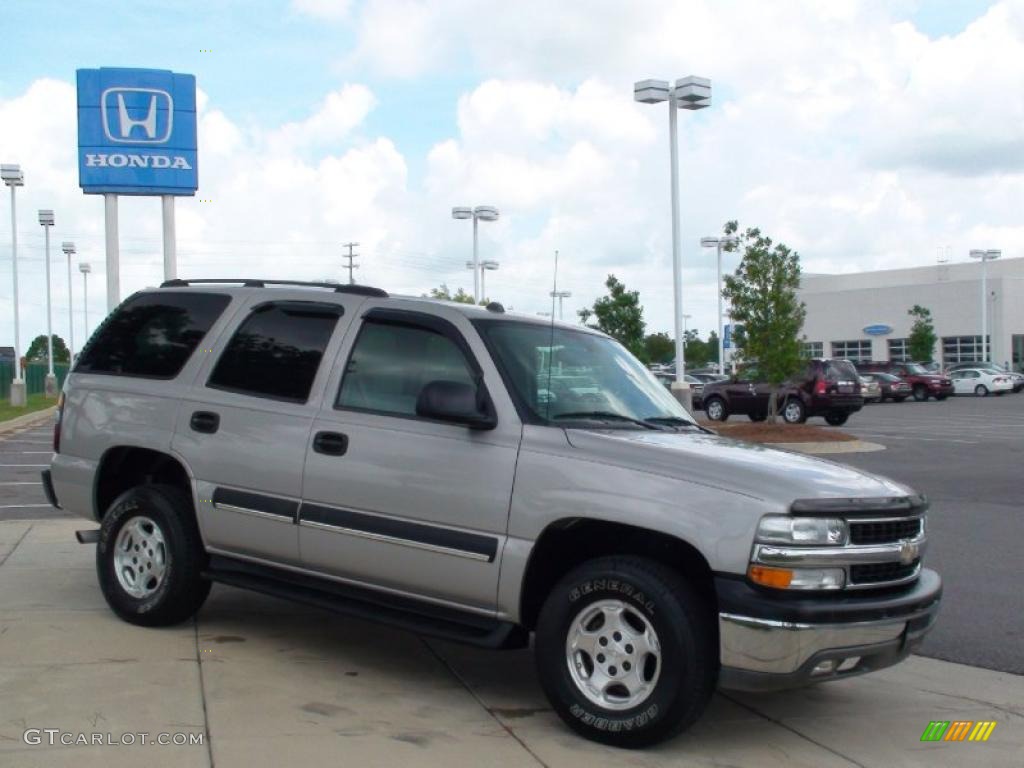 2004 Tahoe LS - Silver Birch Metallic / Gray/Dark Charcoal photo #3