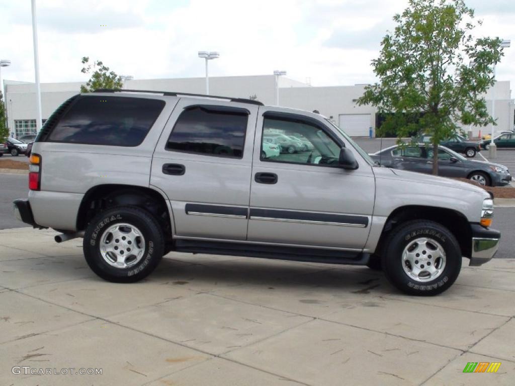 2004 Tahoe LS - Silver Birch Metallic / Gray/Dark Charcoal photo #4