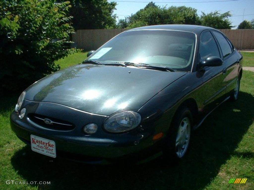 1998 Taurus SE - Dark Green Satin Metallic / Medium Graphite photo #1
