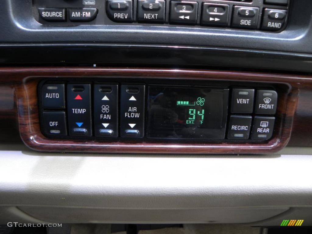 1997 LeSabre Limited - Stone Beige Metallic / Beige photo #17