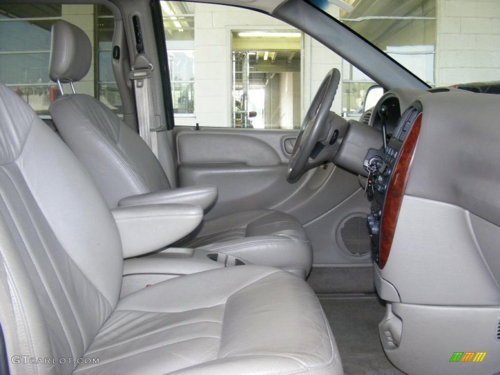 2003 Town & Country LXi - Light Almond Pearl / Taupe photo #23