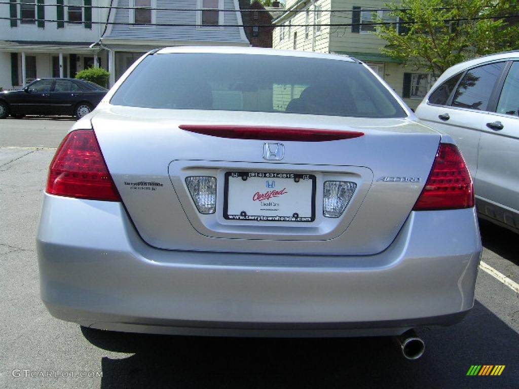 2006 Accord EX Sedan - Alabaster Silver Metallic / Black photo #5