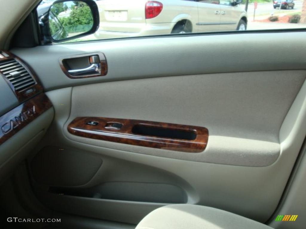 2005 Camry LE V6 - Black / Taupe photo #12