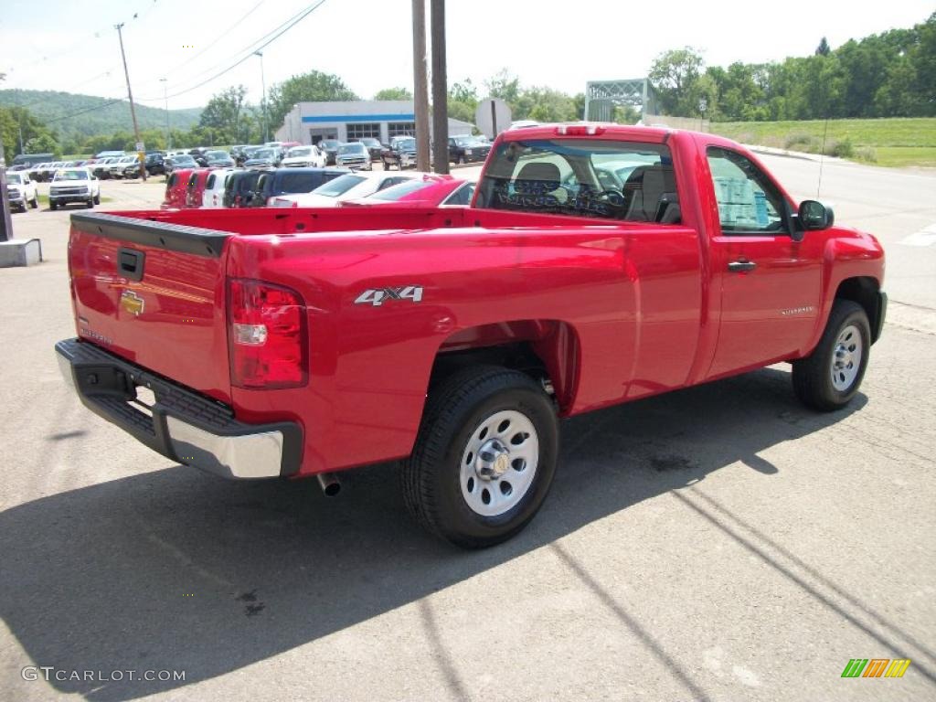 2010 Silverado 1500 Regular Cab 4x4 - Victory Red / Dark Titanium photo #3