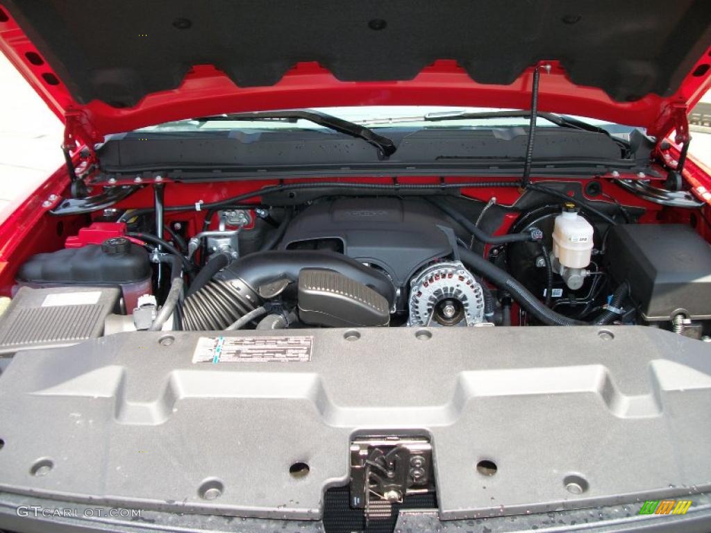 2010 Silverado 1500 Regular Cab 4x4 - Victory Red / Dark Titanium photo #10