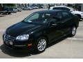 Black - Jetta SE Sedan Photo No. 3