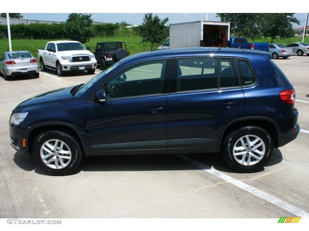 2011 Tiguan S - Night Blue Metallic / Charcoal photo #4