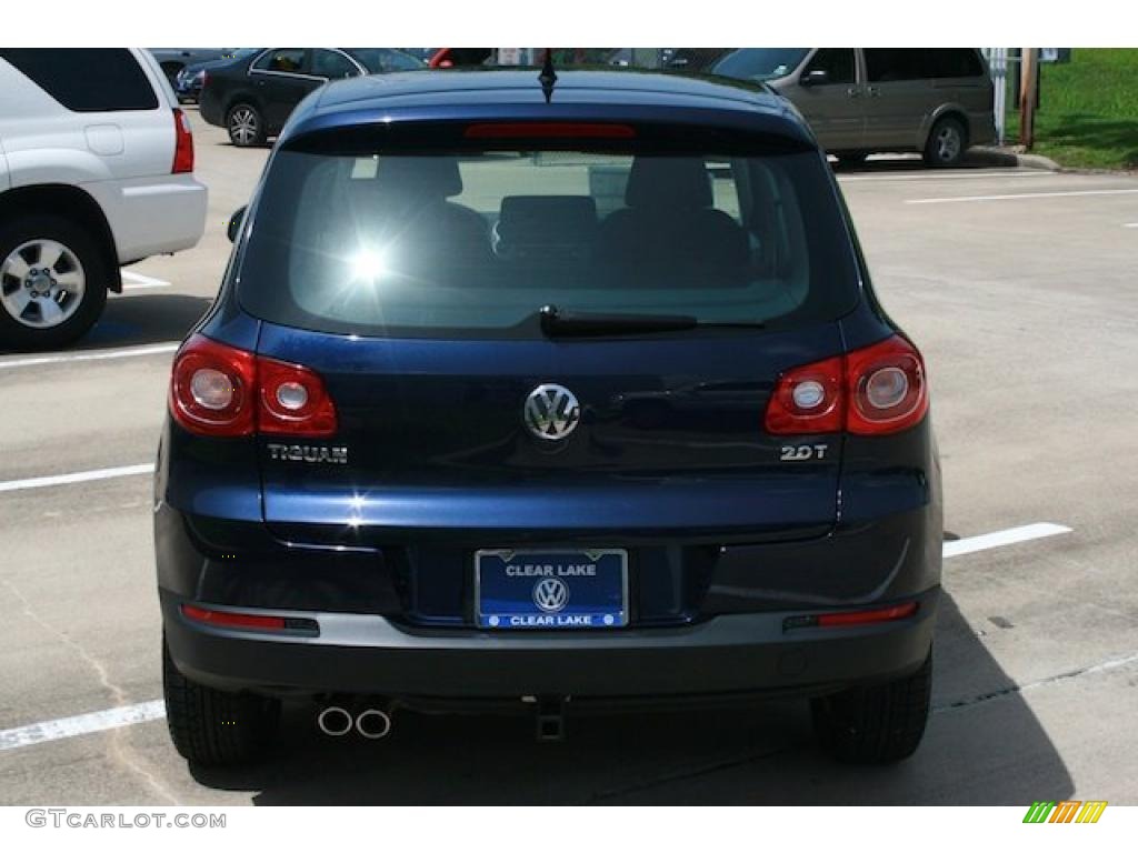 2011 Tiguan S - Night Blue Metallic / Charcoal photo #11