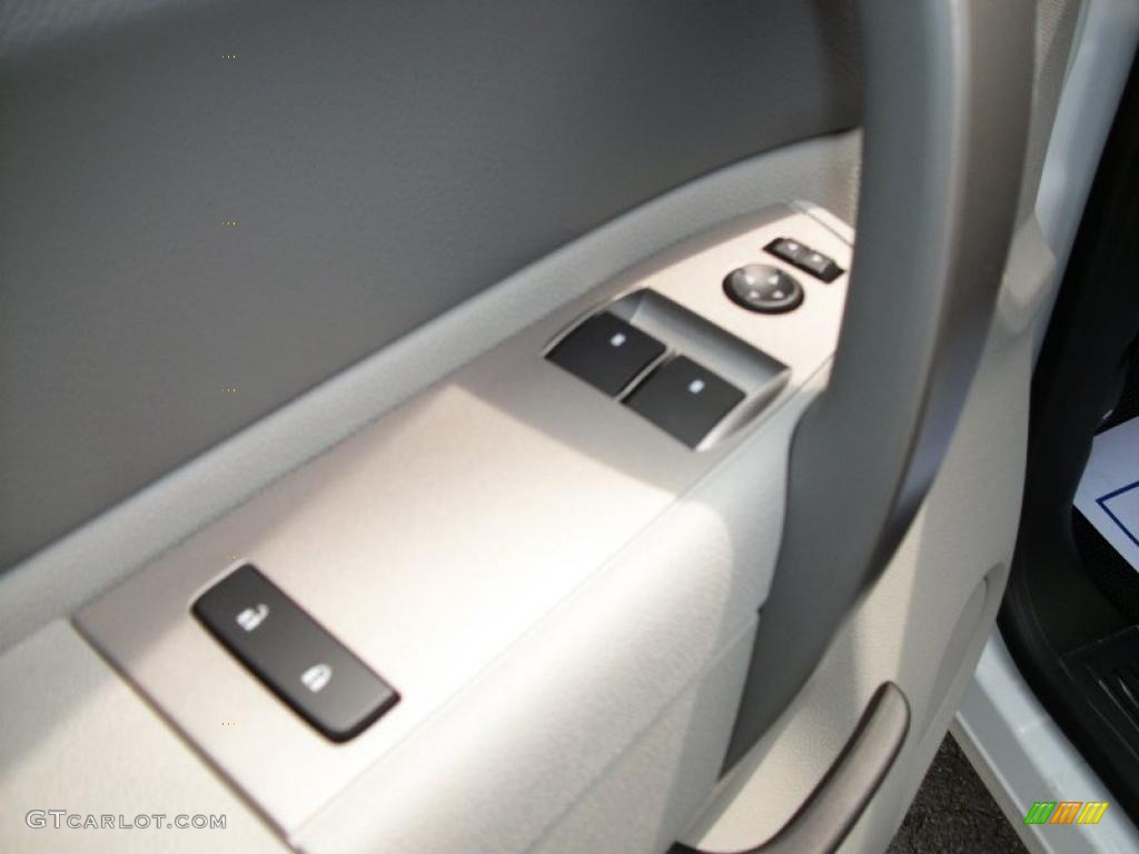 2010 Silverado 2500HD Regular Cab 4x4 - Summit White / Dark Titanium photo #9