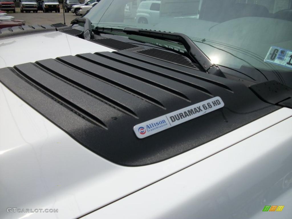 2010 Silverado 2500HD Regular Cab 4x4 - Summit White / Dark Titanium photo #32