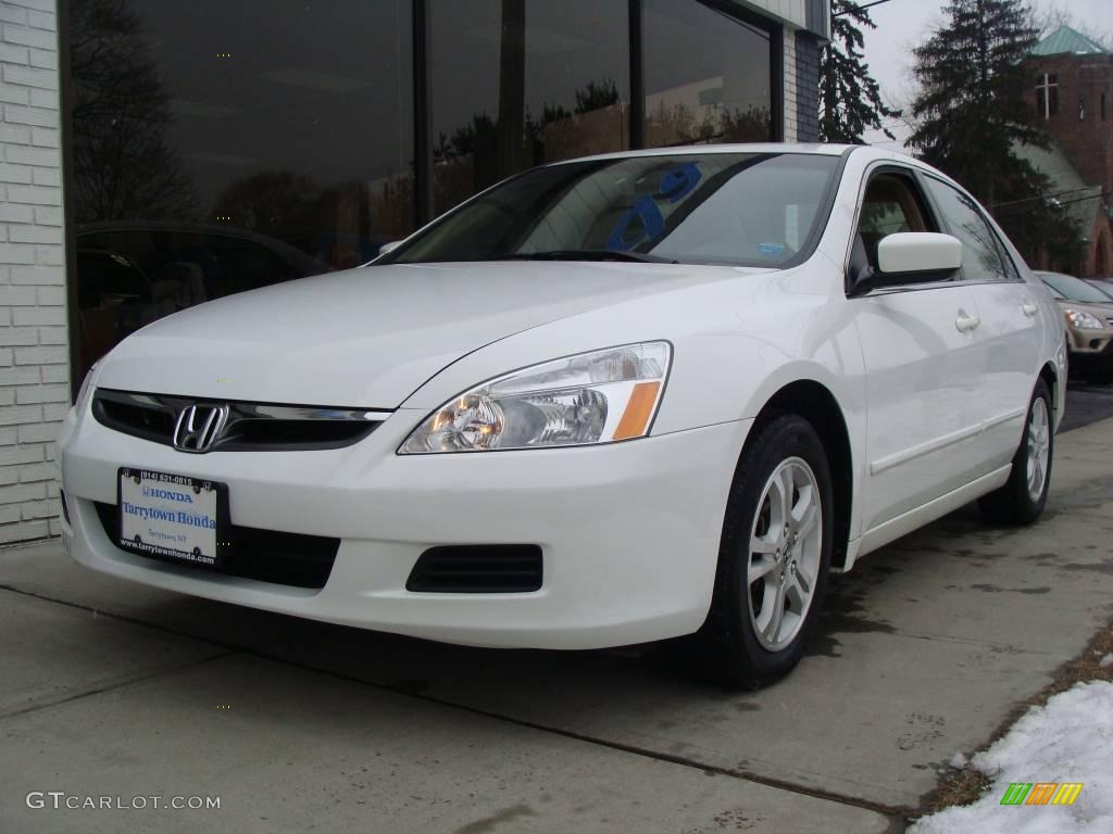2006 Accord SE Sedan - Taffeta White / Ivory photo #1