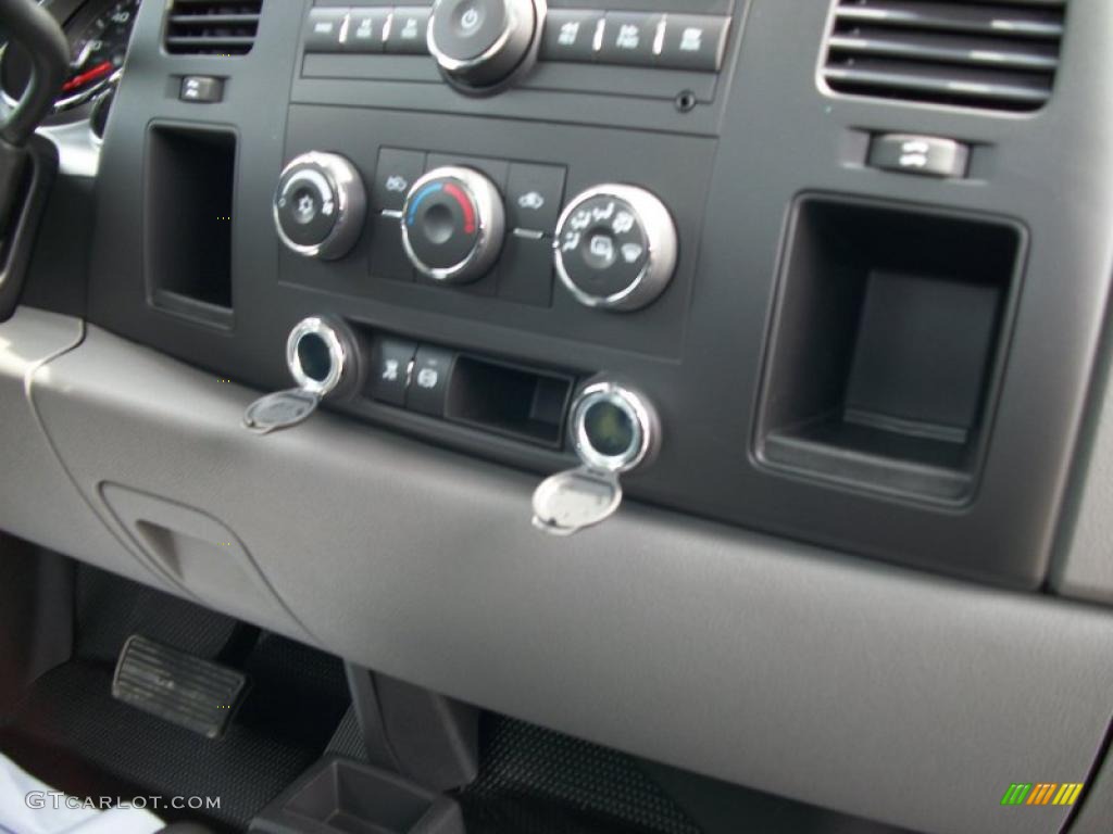 2010 Silverado 2500HD Regular Cab 4x4 - Summit White / Dark Titanium photo #43