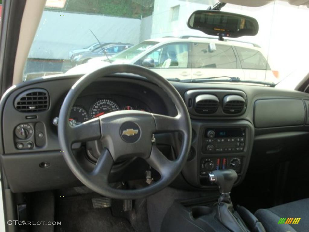 2008 TrailBlazer LT 4x4 - Summit White / Ebony photo #14