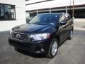 Black - Highlander Sport 4WD Photo No. 11