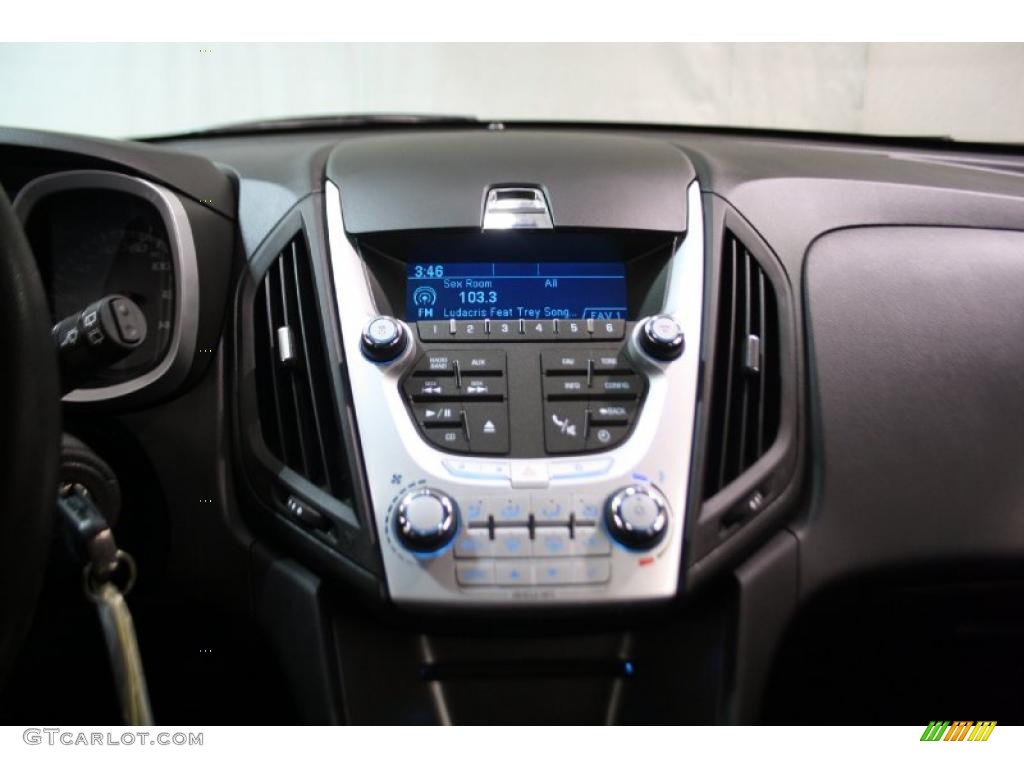 2010 Equinox LT - Cardinal Red Metallic / Jet Black/Light Titanium photo #12