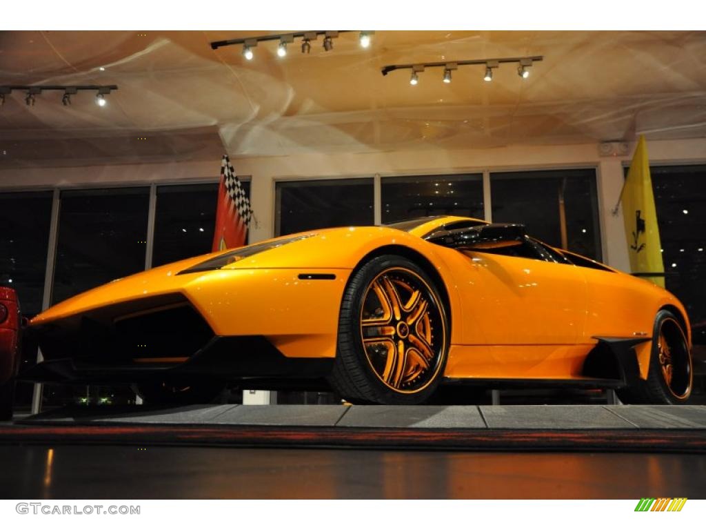 2010 Murcielago LP670-4 SV - Giallo Orion (Yellow) / Nero Perseus photo #10