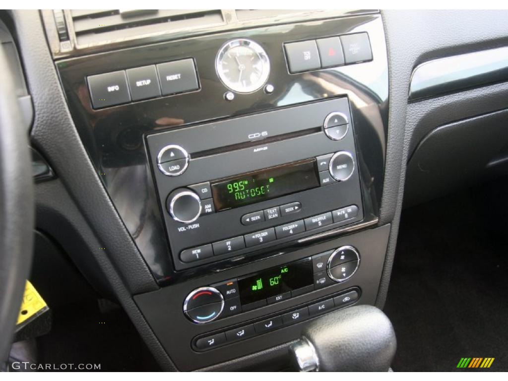 2008 Fusion SEL V6 - Tuxedo Black Metallic / Charcoal Black photo #16