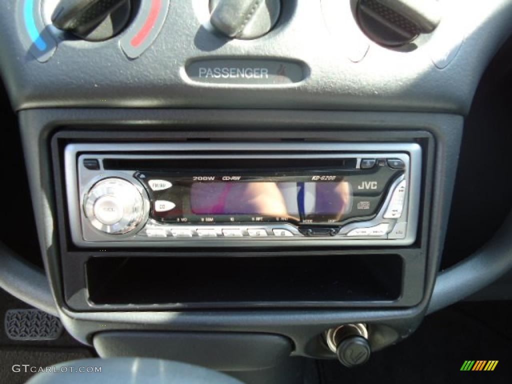 2005 ECHO Coupe - Silver Streak Mica / Dark Charcoal photo #8