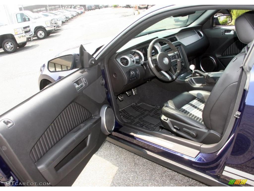 2010 Mustang Shelby GT500 Coupe - Kona Blue Metallic / Charcoal Black/White photo #12