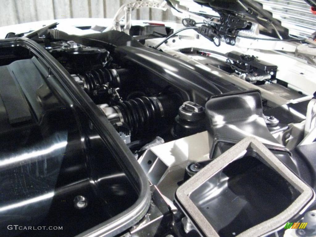 2010 Gallardo LP560-4 Spyder - Balloon White / Black/White photo #18