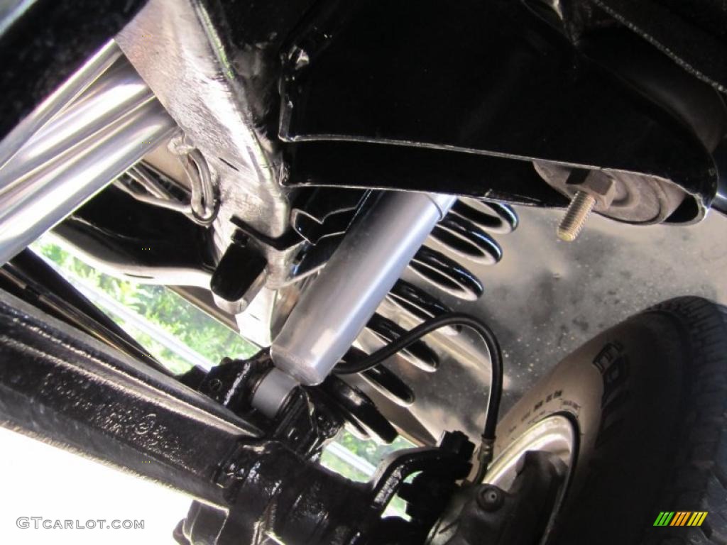 1978 Ford F150 Custom Regular Cab 4x4 Undercarriage Photo #33194536