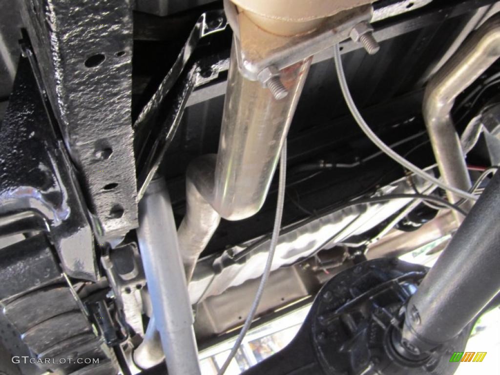 1978 Ford F150 Custom Regular Cab 4x4 Undercarriage Photo #33194596