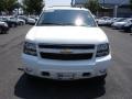 Summit White - Suburban LT 4x4 Photo No. 2