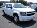 Summit White - Suburban LT 4x4 Photo No. 3