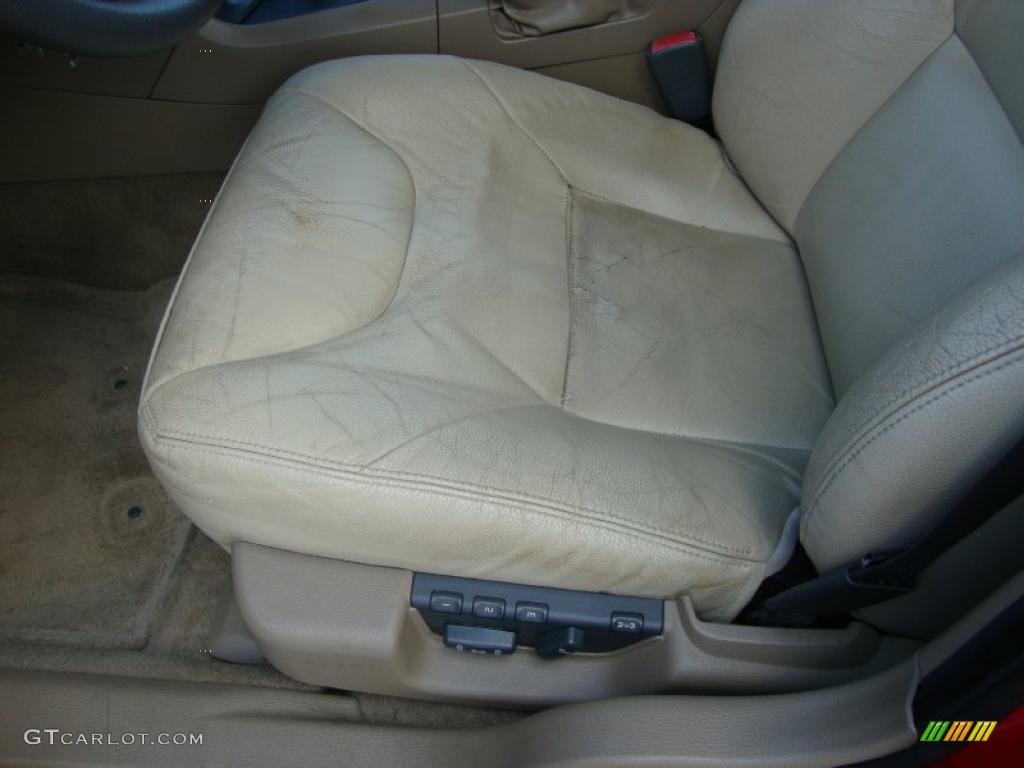 2002 S60 2.4 - Red / Taupe/Light Taupe photo #16