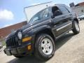 Black - Liberty Sport 4x4 Photo No. 1