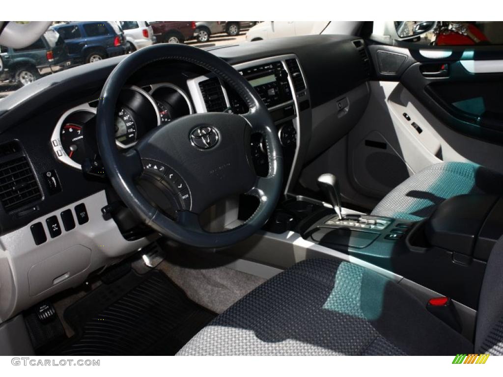 2004 4Runner Sport Edition 4x4 - Natural White / Dark Charcoal photo #7