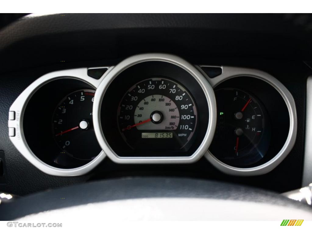2004 4Runner Sport Edition 4x4 - Natural White / Dark Charcoal photo #9
