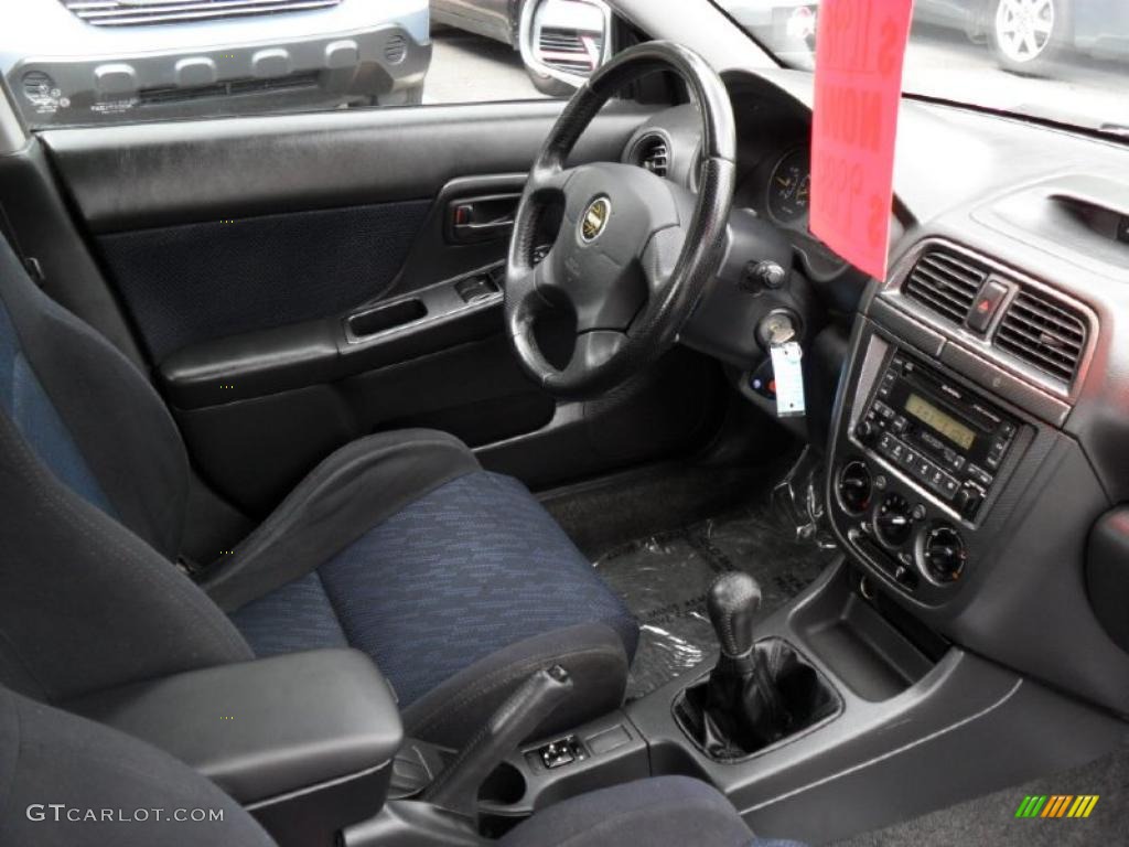 2002 Impreza WRX Sedan - Platinum Silver Metallic / Black photo #23