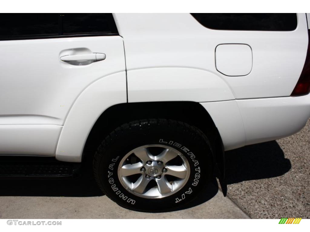 2004 4Runner Sport Edition 4x4 - Natural White / Dark Charcoal photo #25
