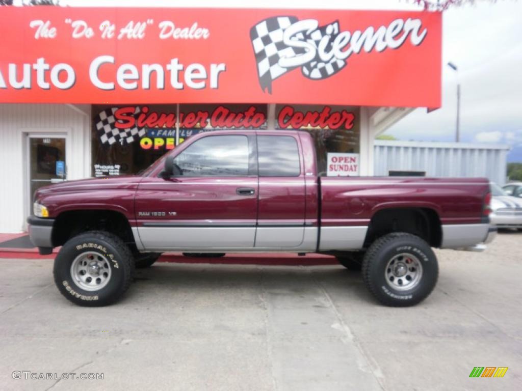 2000 Ram 1500 SLT Extended Cab 4x4 - Dark Garnet Red Pearlcoat / Agate photo #1